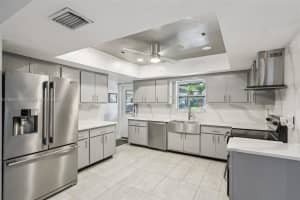 2441 Sw 43rd Ave, Fort Lauderdale