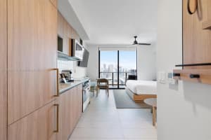 159 Ne 6th St 3806, Miami
