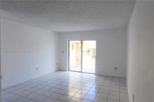 2750 W 76th St 210, Hialeah, FL 33016 - MLS#A11863396