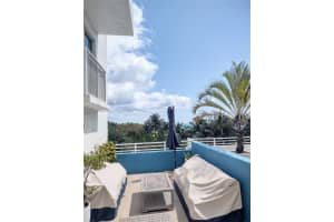 7600 Collins Ave 416, Miami Beach, FL 33141 - MLS#A11863408