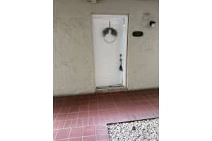 10000 Nw 80th Ct 2124, Hialeah Gardens