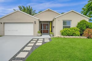 1 Cardiff Way, Boynton Beach