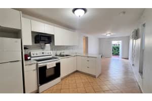 11570 Sw 5th St Rear Sweetwater, FL 33174 - MLS#A11863441