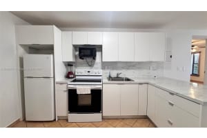 11570 Sw 5th St Rear Sweetwater, FL 33174 - MLS#A11863441