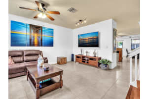 8926 W 35th Ct Hialeah, FL 33018 - MLS#A11863478