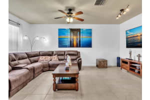 8926 W 35th Ct Hialeah, FL 33018 - MLS#A11863478