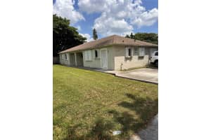 1465 NW 59th St 1465, Miami, FL 33142 - MLS#A11863491