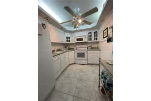 3180 S Ocean Dr 204, Hallandale Beach