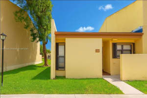 MLS# A11863505, Pembroke Pines, Florida 33024