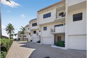 1223 Hillsboro Mile 4 , Hillsboro Beach, FL 33062 - MLS#A11863514