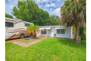 1650 5 Ave Vero Beach, FL 32960 - MLS#A11863527