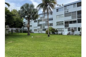 1333 E Hallandale Beach Blvd 431, Hallandale Beach, FL 33009 - MLS#A11863538