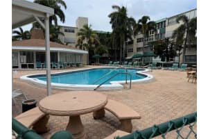 1333 E Hallandale Beach Blvd 431, Hallandale Beach, FL 33009 - MLS#A11863538