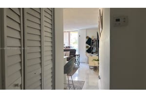 2075 Ne 164th St 105 North Miami Beach, FL 33162 - MLS#A11863555