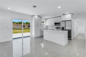 1773 Lauderdale Manor Dr Fort Lauderdale, FL 33311 - MLS#A11863571