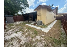 4403 NW 4th Ave 4403, Deerfield Beach, FL 33064 - MLS#A11863589