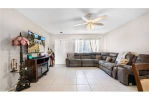 9404 NW 70th Pl, Tamarac, FL 33321 - MLS#A11863617