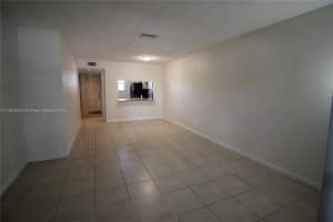 721 NW 103rd Ter 202, Pembroke Pines, FL 33026 - MLS#A11863654
