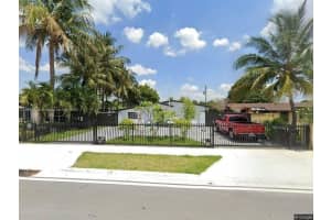 631 Se 3rd Pl, Hialeah