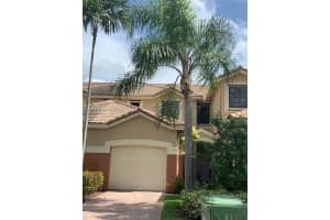 3843 E Pond Apple Dr 4, Weston