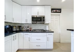 2610 Sw 19th St Fort Lauderdale, FL 33312 - MLS#A11863784