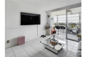 2661 S Course Dr 804 Pompano Beach, FL 33069 - MLS#A11863851