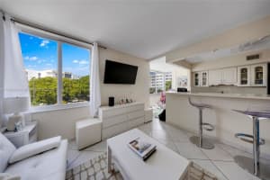 250 180th Dr 352, Sunny Isles Beach