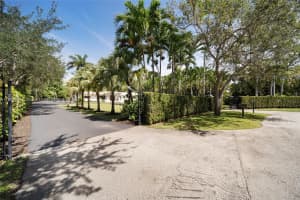 6125 SW 109th St, Pinecrest, FL 33156 - MLS#A11863873