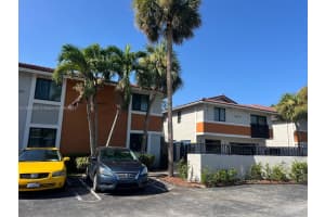 10592 Royal Palm Blvd 10592, Coral Springs, FL 33065 Sold 10/31/25