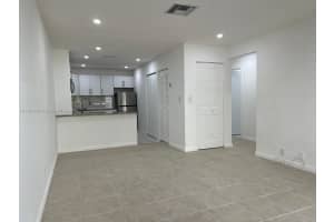 10592 Royal Palm Blvd 10592, Coral Springs, FL 33065 Sold 10/31/25