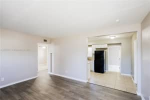 1207 Nw 13th Ln Fort Lauderdale, FL 33311 - MLS#A11863887
