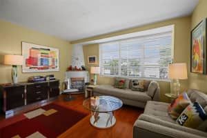 1525 Meridian Ave 202 Miami Beach, FL 33139 - MLS#A11863932