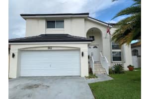 862 Nw 132nd Ct, Miami