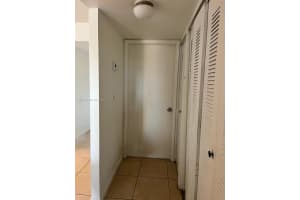 8005 Lake Dr 409 Doral, FL 33166 - MLS#A11863948