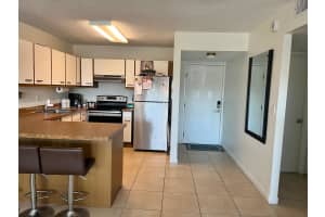 8005 Lake Dr 409 Doral, FL 33166 - MLS#A11863948
