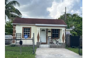 1178 NW 105th Ter, Miami, FL 33150 - MLS#A11863989