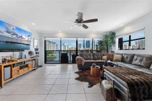 4000 Ne 168th St Ph5a North Miami Beach, FL 33160 - MLS#A11864016