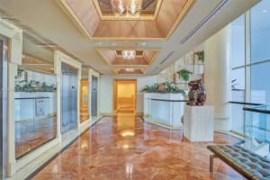 20281 E Country Club Dr 1712 Aventura, FL 33180 - MLS#A11864043