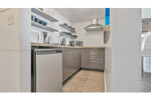 865 Collins Ave 207 Miami Beach, FL 33139 - MLS#A11864056
