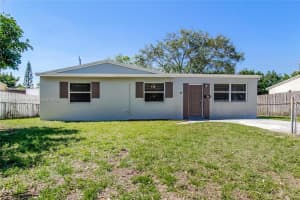 800 N 64th Ave Hollywood, FL 33024 - MLS#A11864062