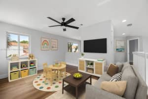 3835 Lombardy St, Hollywood