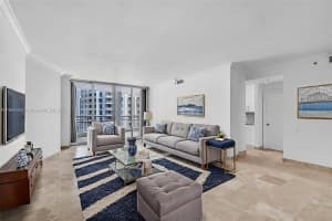 808 Brickell Key Dr 3205 Miami, FL 33131 - MLS#A11864082