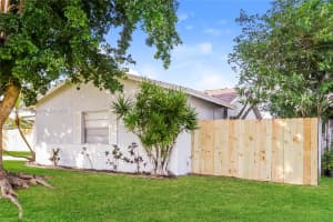 1105 Sonata Way Royal Palm Beach, FL 33411 - MLS#A11864084