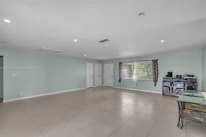 7821 Nw 45th St Lauderhill, FL 33351 - MLS#A11864089