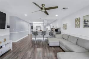 5209 SW 95th Ave, Cooper City, FL 33328 - MLS#A11864117