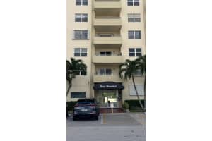 900 Ne 18th Ave 404 Fort Lauderdale, FL 33304 - MLS#A11864146