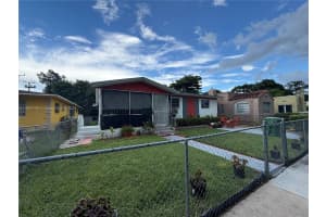 1781 Nw 49th St Miami, FL 33142 - MLS#A11864149