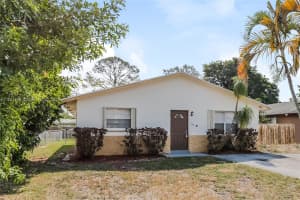432 Perry Ave Green Acres, FL 33463 - MLS#A11864165