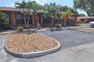 2311 Elm Ct, Pembroke Pines, FL 33026 Sold 11/24/25