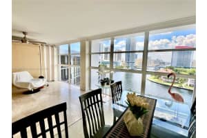 200 Leslie Dr 1122, Hallandale Beach